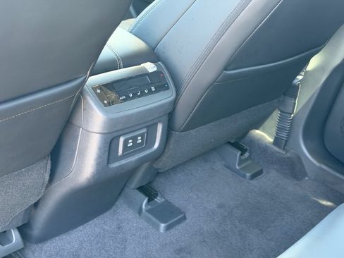 New 2026 Nissan Pathfinder SL FWD image 16