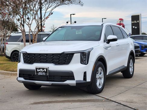 New 2026 Kia Sorento LX image 2