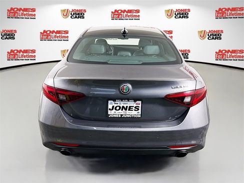 Used 2023 Alfa Romeo Giulia Sprint image 15