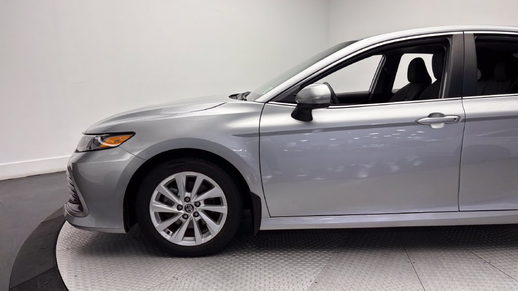 Certified 2023 Toyota Camry LE AWD/4WD image 5
