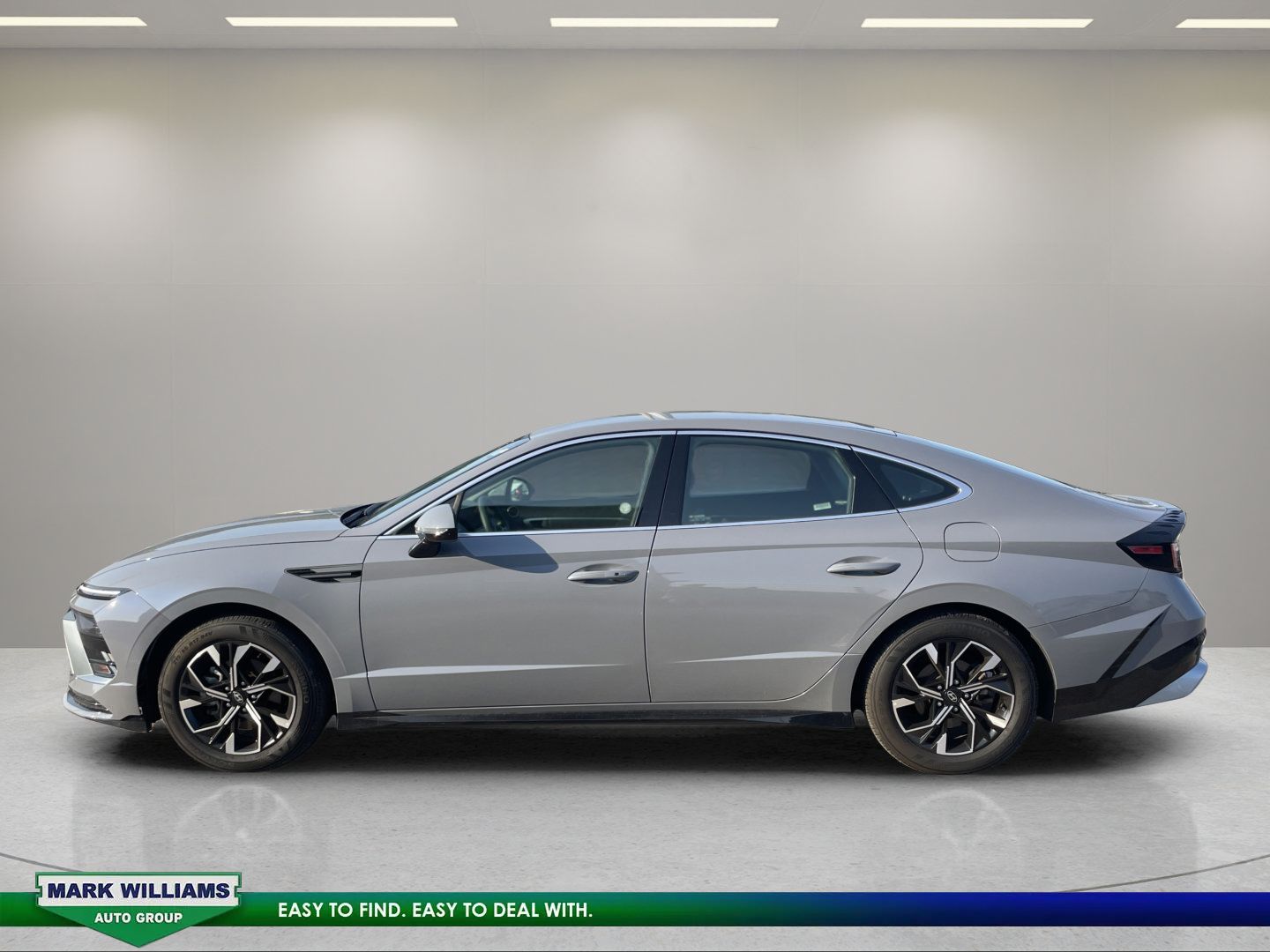 Used 2025 Hyundai Sonata SEL FWD image 4