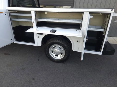 Used 2020 Ford F250 XL image 4