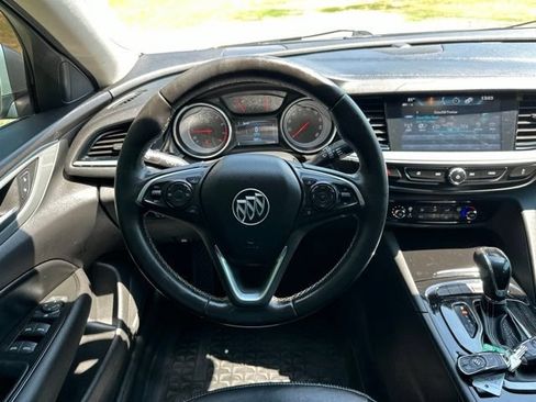 Used 2018 Buick Regal Preferred w/ Sights and Sounds Package AWD/4WD image 24