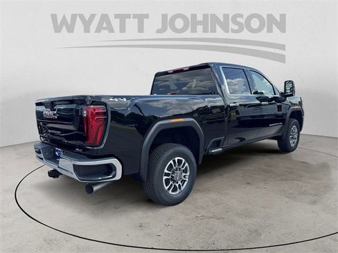 New 2025 GMC Sierra 2500 SLT image 5