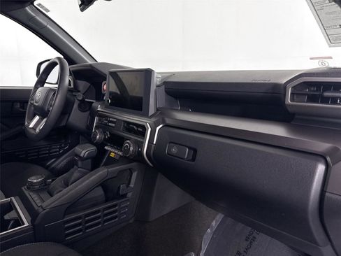 Certified 2025 Toyota 4Runner TRD Sport image 40