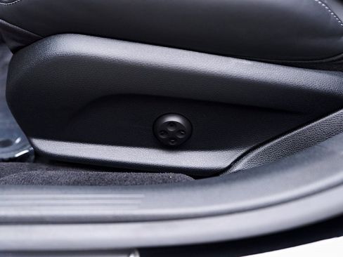 Used 2023 Mercedes-Benz AMG GT 63 w/ Driver Assistance Package image 46