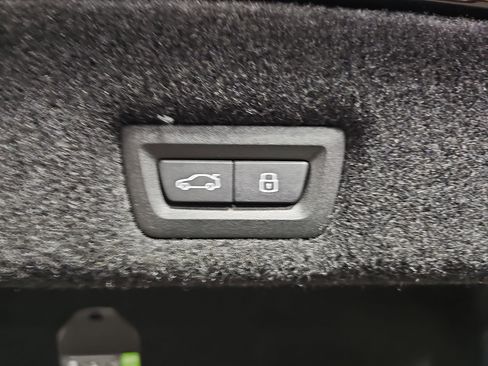 New 2026 BMW 740i xDrive w/ Executive Package image 13