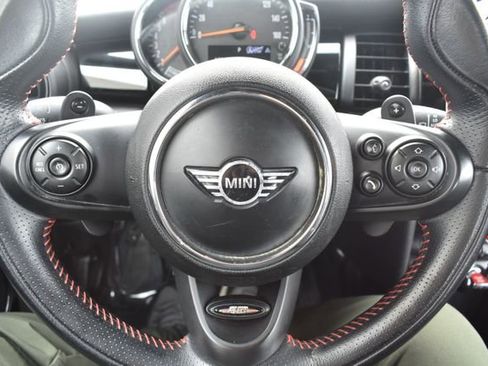 Used 2019 MINI Cooper S w/ Signature Upholstery Package FWD image 21