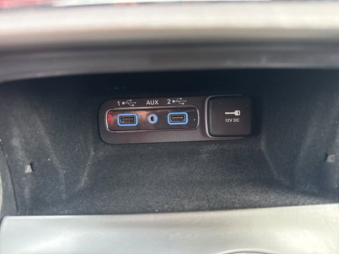 Used 2020 Jeep Grand Cherokee Limited image 17