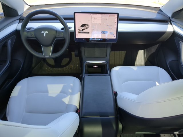 Used 2021 Tesla Model 3 Standard Range Plus RWD image 18