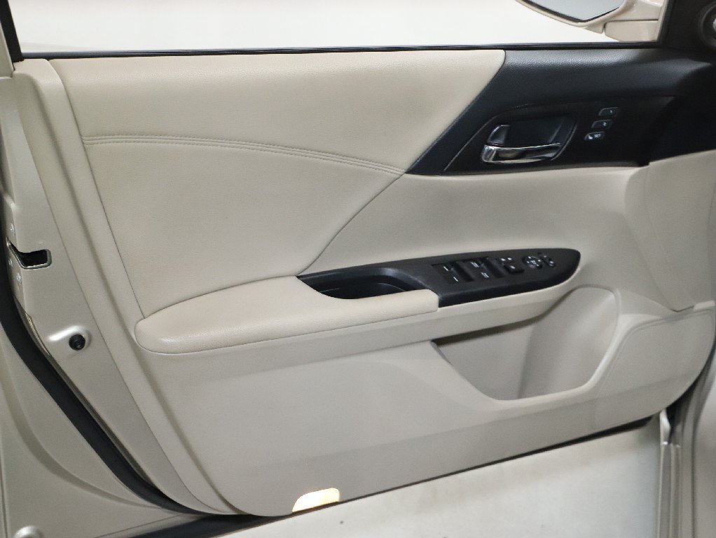 Used 2013 Honda Accord EX-L image 15