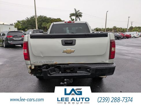 Used 2007 Chevrolet Silverado 1500 LT w/ 1LT Convenience Package AWD/4WD image 4