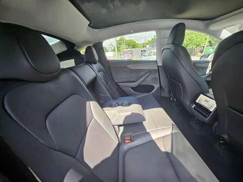 Used 2026 Tesla Model Y Long Range RWD image 73