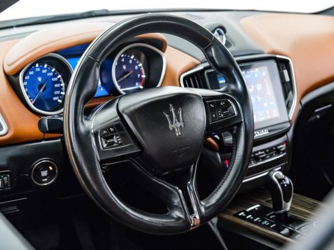 Used 2018 Maserati Ghibli S GranLusso AWD/4WD image 13