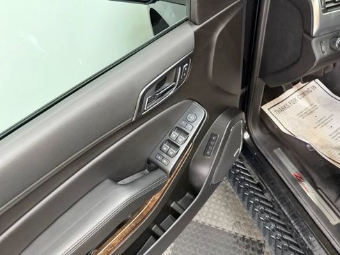 Used 2020 Chevrolet Tahoe LT AWD/4WD image 22