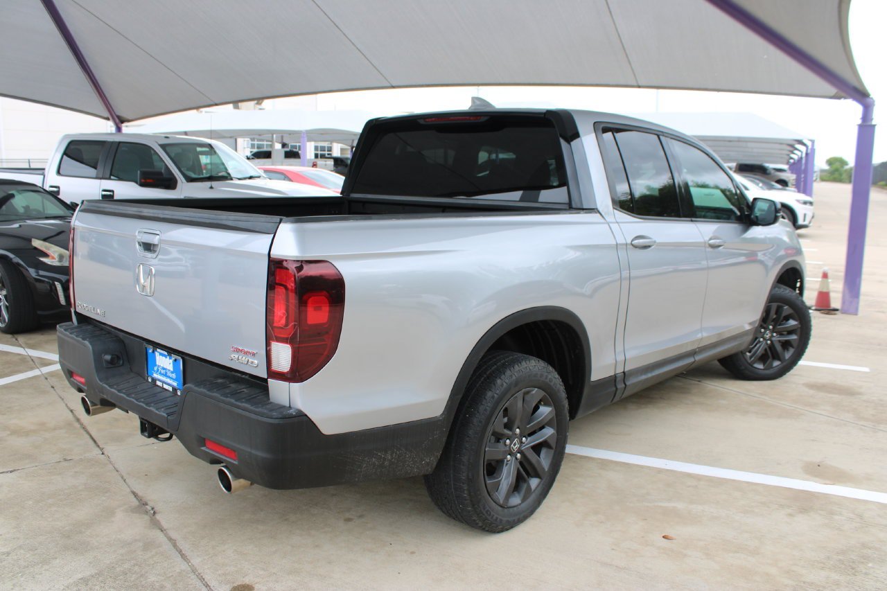 Used 2023 Honda Ridgeline Sport image 8