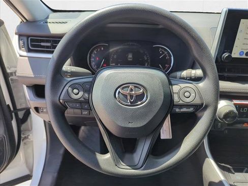 New 2025 Toyota RAV4 XLE image 15