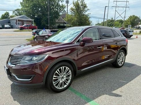 Used 2017 Lincoln MKX Reserve AWD/4WD image 2