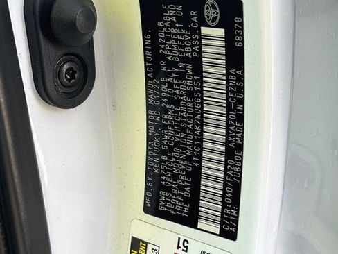 Certified 2022 Toyota Camry LE FWD image 37