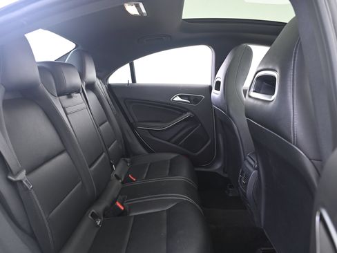 Used 2018 Mercedes-Benz CLA 250 4MATIC image 18