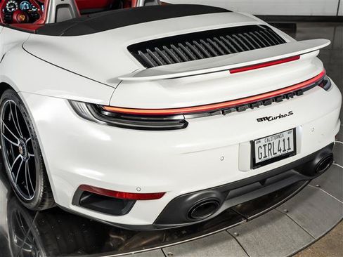 Certified 2021 Porsche 911 Turbo S AWD/4WD image 38