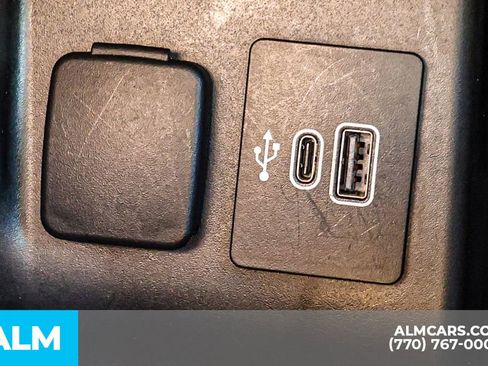 Used 2025 Ford Explorer ST-Line image 44