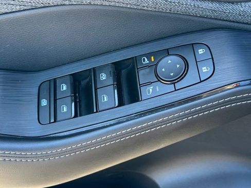 Certified 2023 Nissan Rogue SV image 22