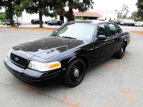 Used 2011 Ford Crown Victoria Police Interceptor w/ Trunk Pack image 3