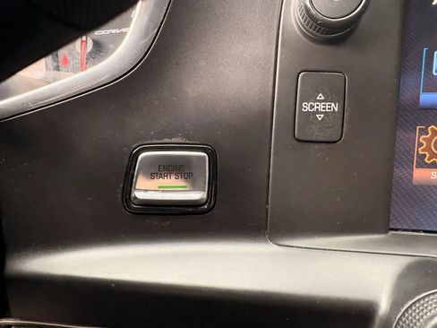 Used 2016 Chevrolet Corvette Stingray Coupe RWD image 15