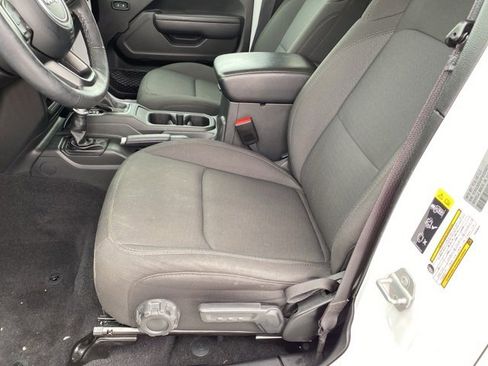 Used 2023 Jeep Wrangler Unlimited Sport image 14