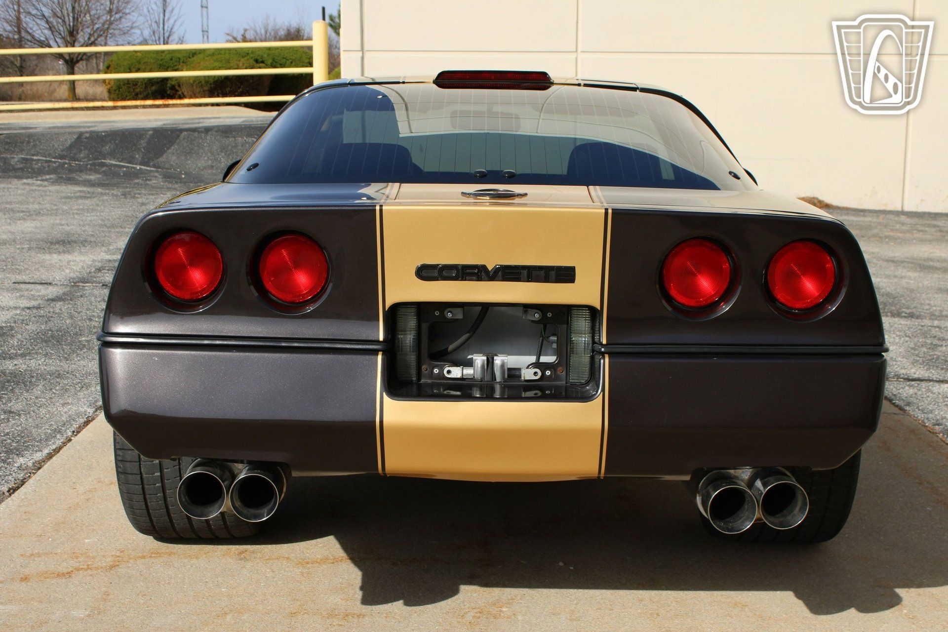 Used 1988 Chevrolet Corvette Coupe RWD image 16