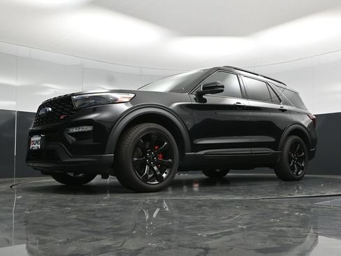 Used 2023 Ford Explorer ST w/ Equipment Group 401A AWD/4WD image 51