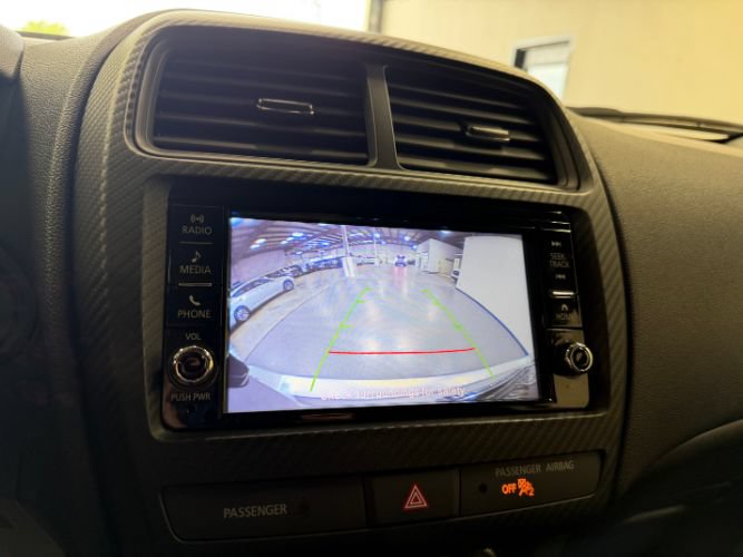 Used 2025 Mitsubishi Outlander Sport AWD image 16