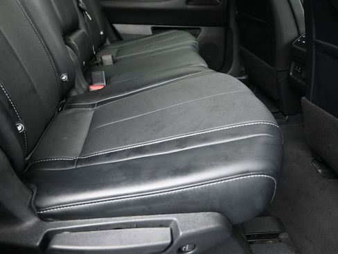 Used 2023 INFINITI QX60 Luxe w/ Cargo Package FWD image 24