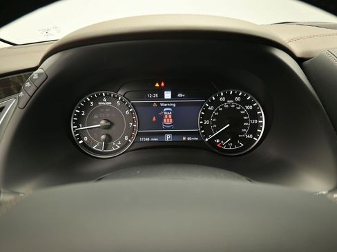 Used 2024 Nissan Armada Platinum w/ Captain's Chairs Package image 17