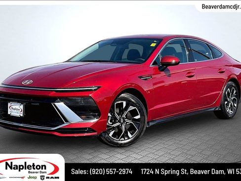 Used 2025 Hyundai Sonata SEL FWD image 1