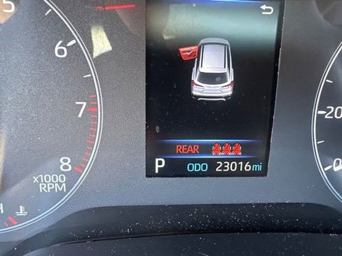 Certified 2024 Toyota Corolla Cross LE w/ Moonroof Package AWD/4WD image 20