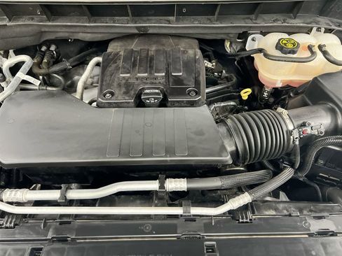 Used 2023 Chevrolet Silverado 1500 Custom image 24