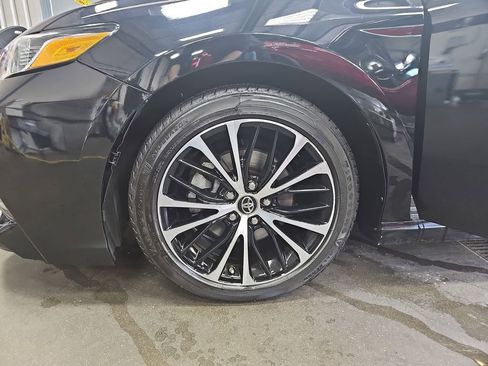 Used 2018 Toyota Camry SE w/ Protection Package (Q2) image 31