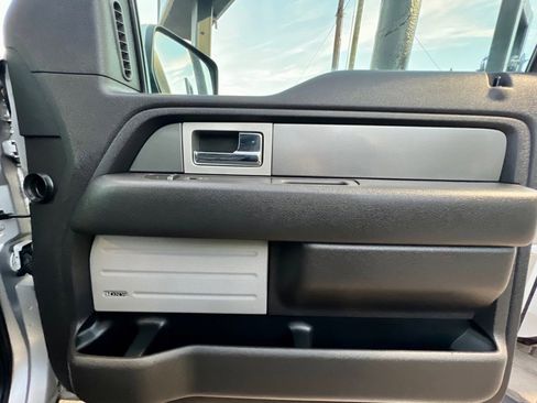 Used 2011 Ford F150 Raptor w/ Raptor Luxury Pkg image 37