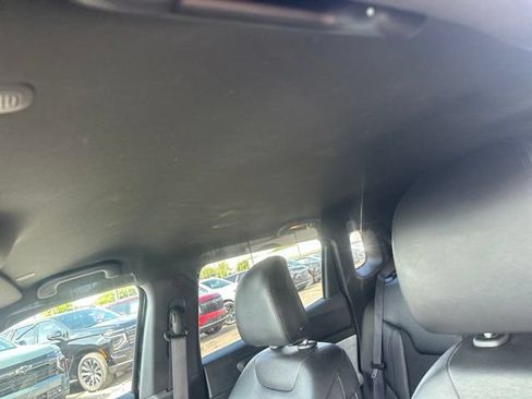 Used 2024 Jeep Compass Latitude AWD/4WD image 15