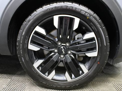 Used 2024 Kia Telluride SX w/ Towing Package AWD/4WD image 13