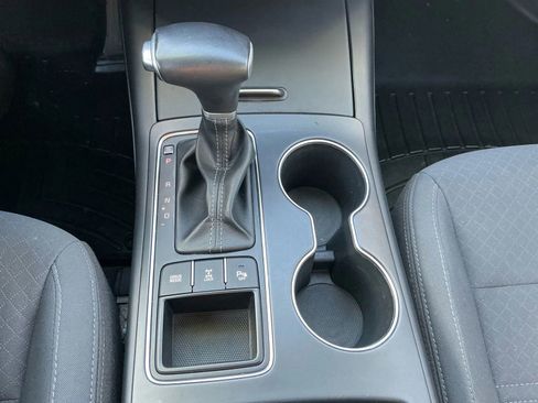 Used 2019 Kia Sorento S image 21