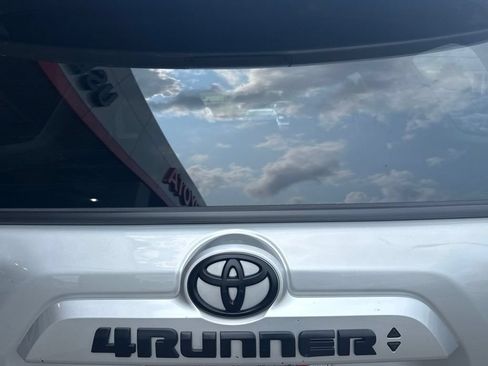 Used 2024 Toyota 4Runner SR5 Premium w/ Moonroof Package AWD/4WD image 5