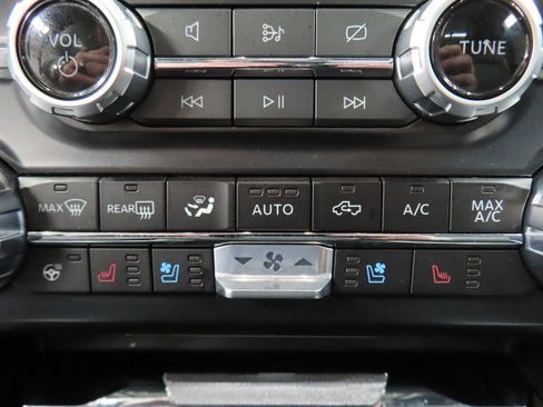 Used 2023 Ford F250 Lariat w/ Lariat Ultimate Package image 69