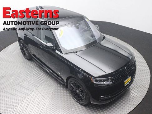 Used 2023 Land Rover Range Rover Autobiography AWD/4WD image 3