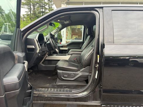 Used 2017 Ford F250 Lariat w/ Chrome Package AWD/4WD image 21