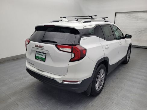Used 2022 GMC Terrain SLT image 9