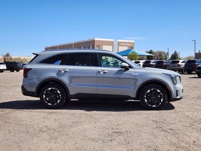 New 2026 Kia Sorento S w/ S Panoramic Sunroof Package