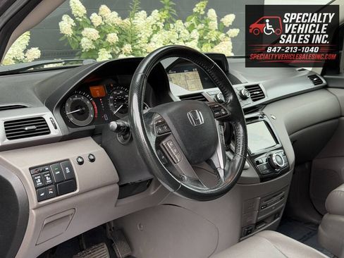 Used 2014 Honda Odyssey Touring Elite image 28